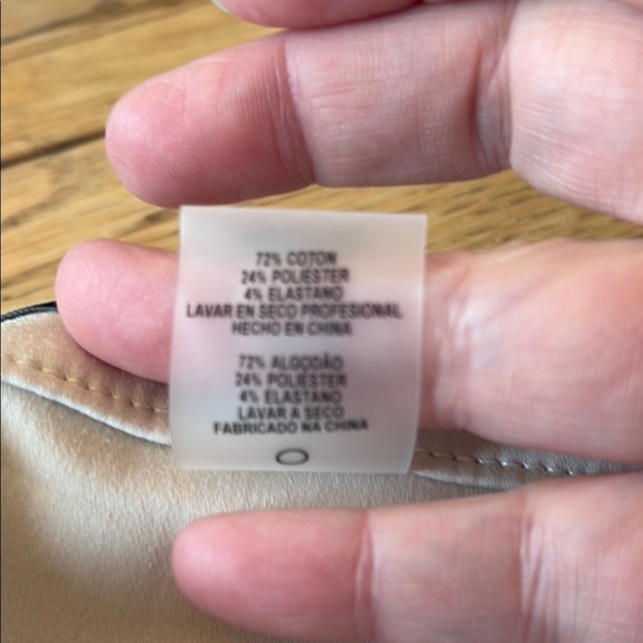 Elie Tahari Skirt. Size 14 - Picture 6 of 7